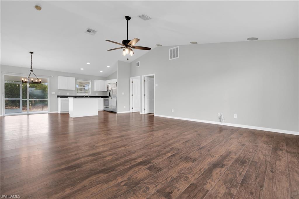 BUCKINGHAM - Residential