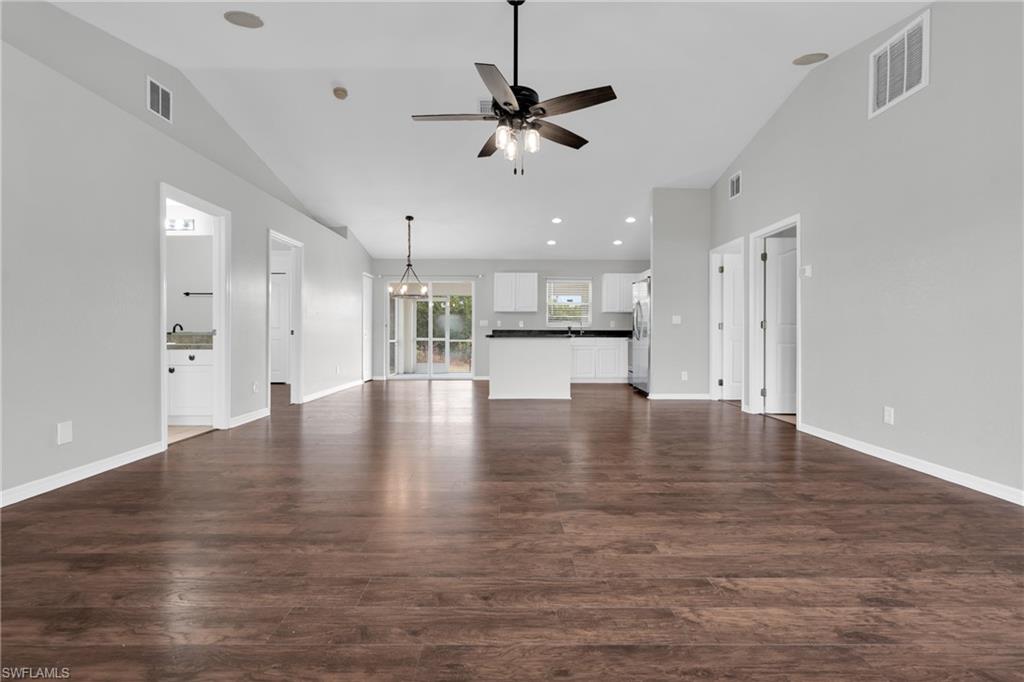 BUCKINGHAM - Residential