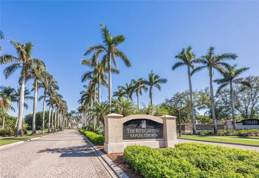 Naples, Florida 34109, United States, 2 Bedrooms Bedrooms, ,3 BathroomsBathrooms,Residential,Active,30026