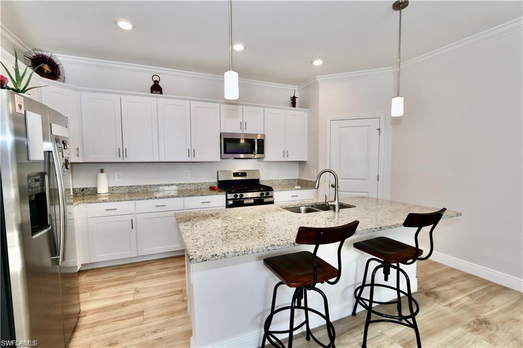 TRAILS EDGE - Residential Lease