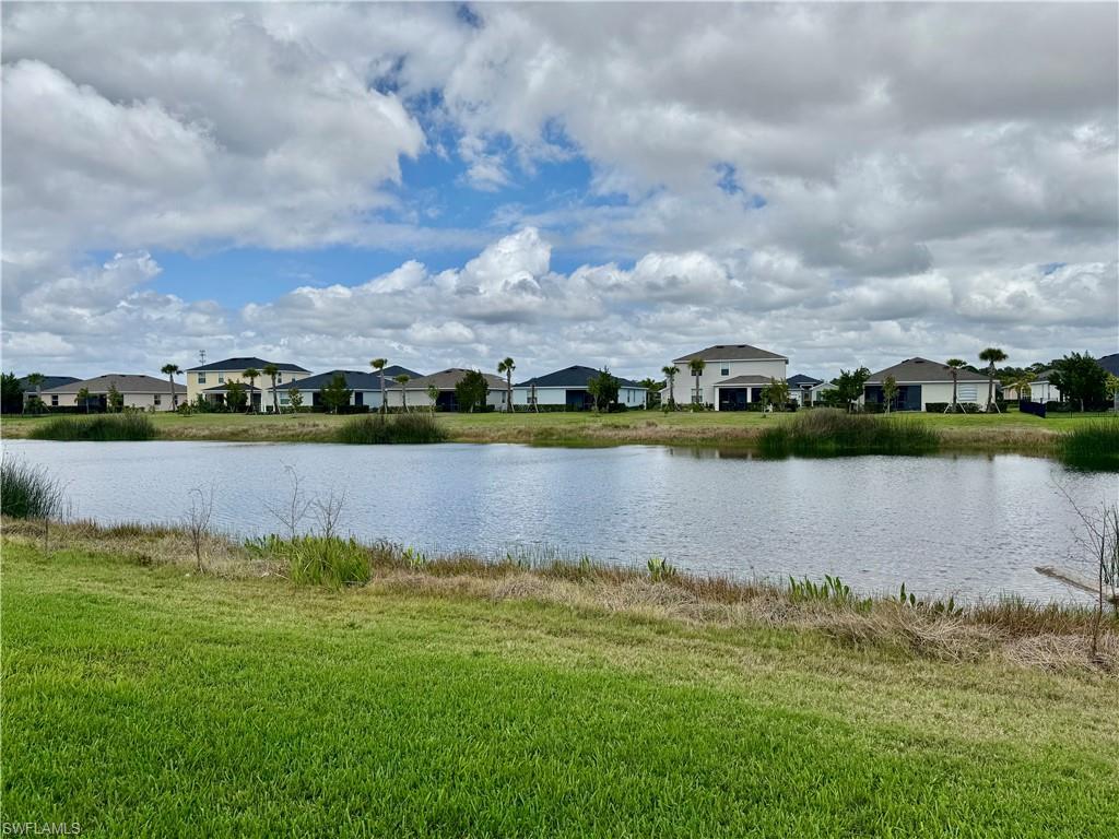 TRAILS EDGE - Residential Lease