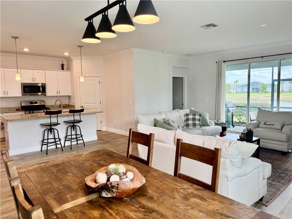 TRAILS EDGE - Residential Lease