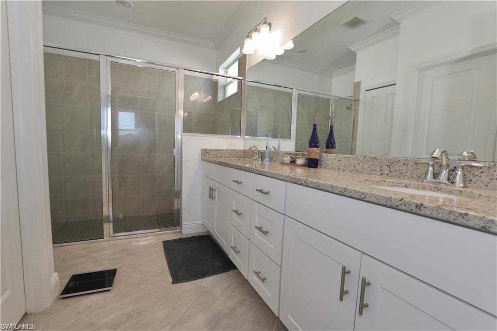 TRAILS EDGE - Residential Lease