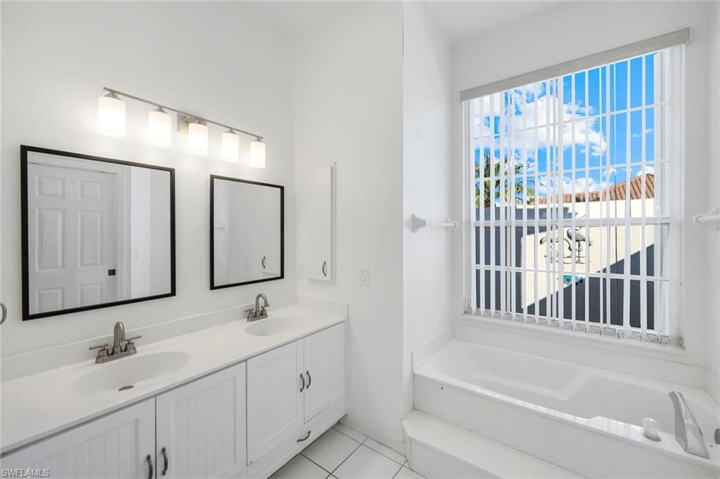 HUNTERS RIDGE - Residential