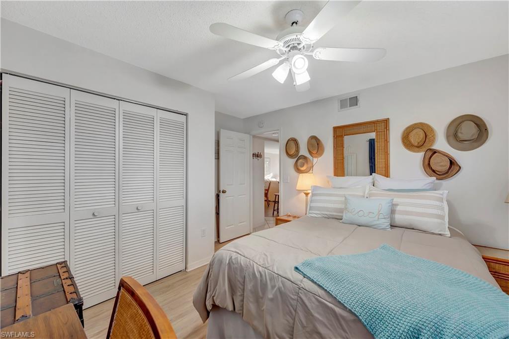 NAPLES SANDPIPER BAY CLUB - Residential