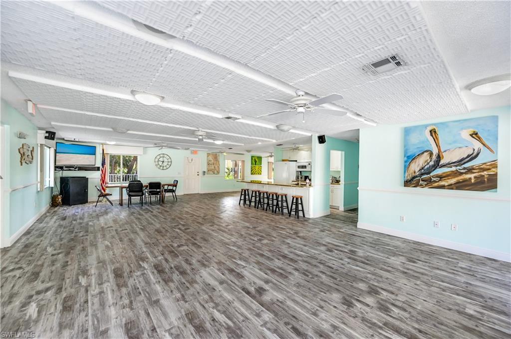 NAPLES SANDPIPER BAY CLUB - Residential