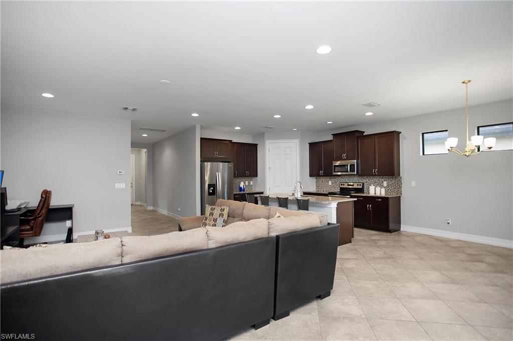 TUSCANY POINTE - Residential