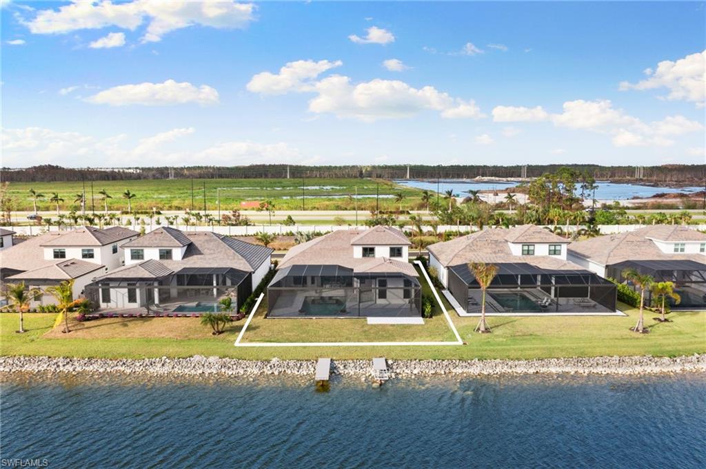 ESPLANADE LAKE CLUB - Residential