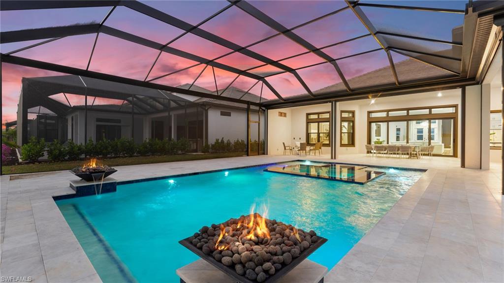 ESPLANADE LAKE CLUB - Residential