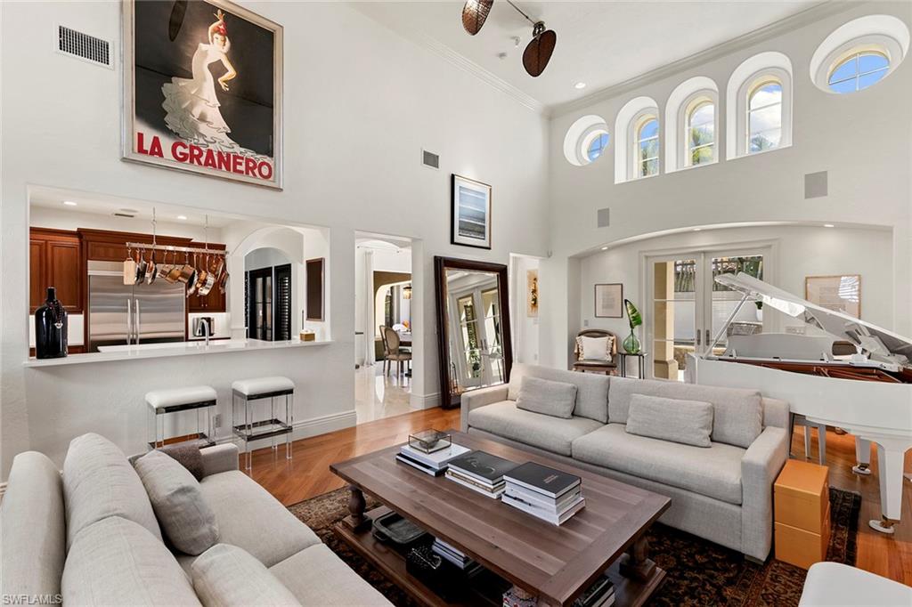 SERAFINA AT TIBURON - Residential