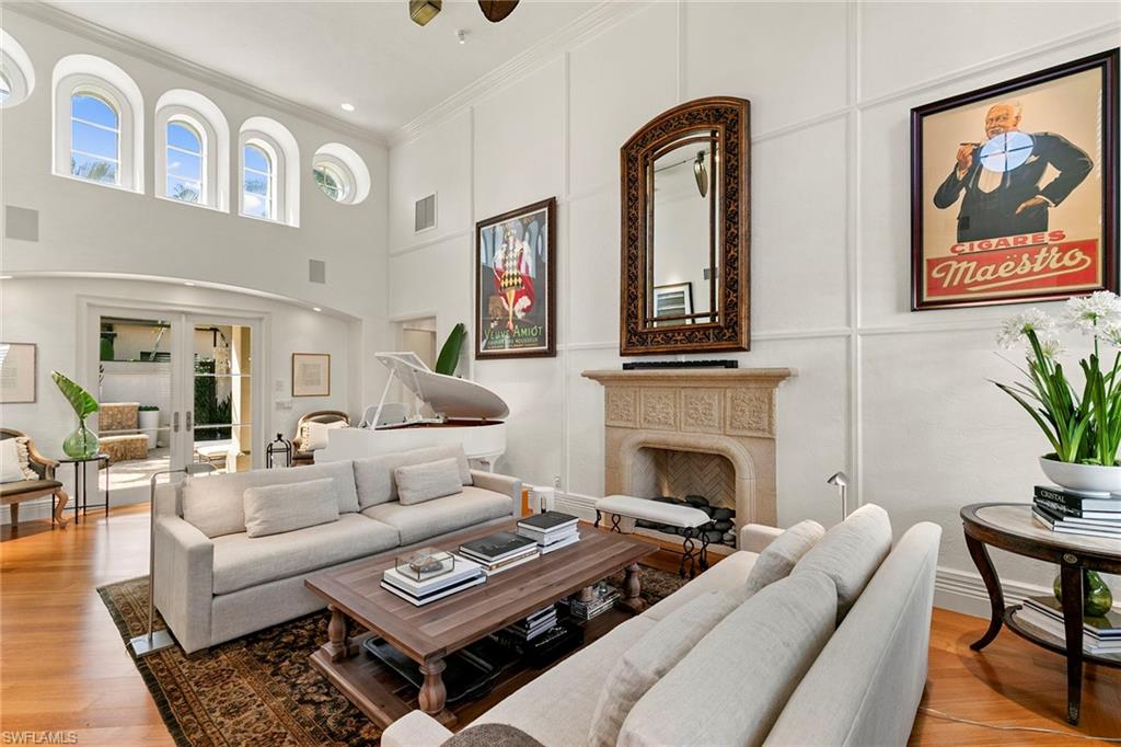 SERAFINA AT TIBURON - Residential