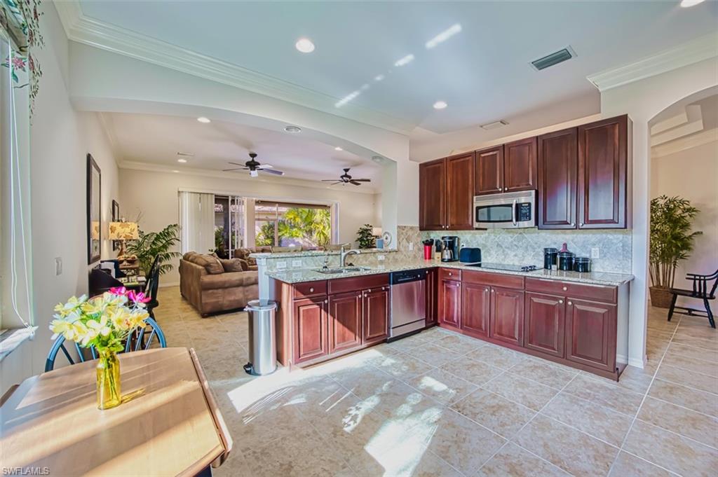 CASA DEL LAGO - Residential