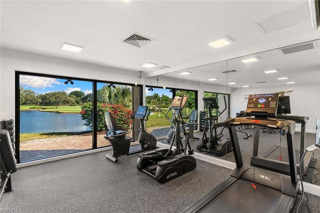 HYDE PARK - Residential