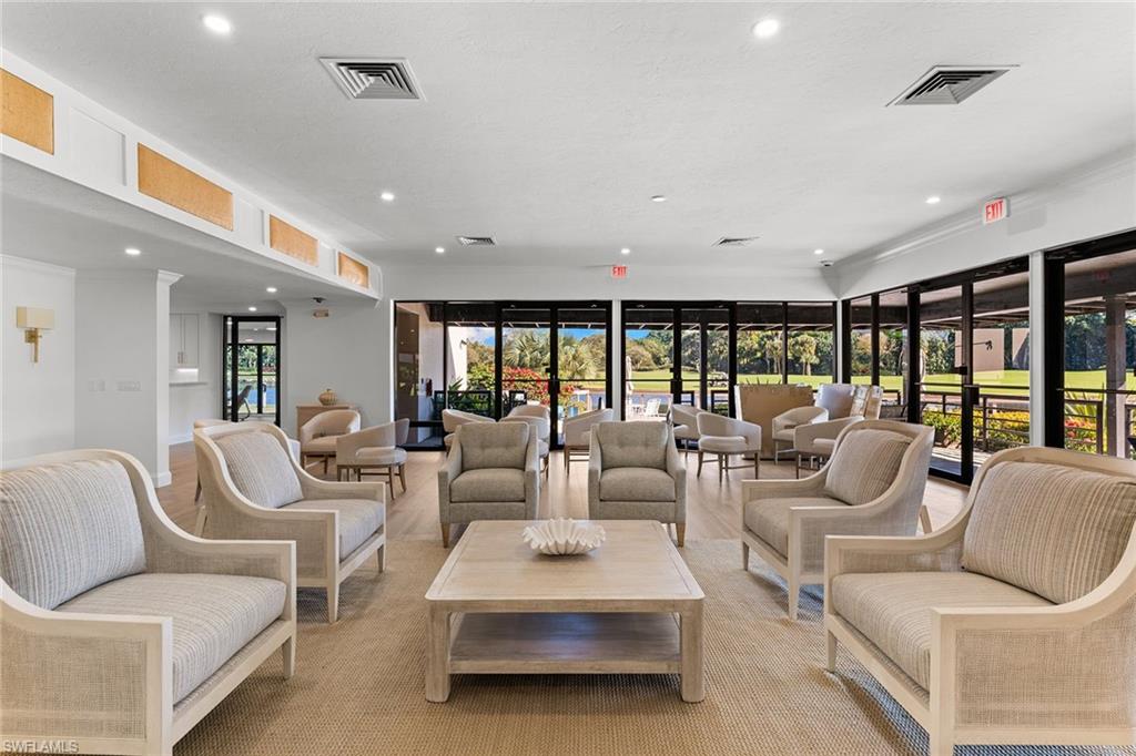 HYDE PARK - Residential