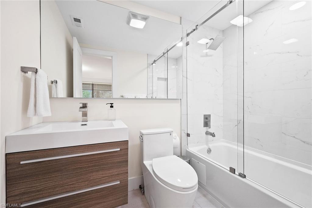 HYDE PARK - Residential