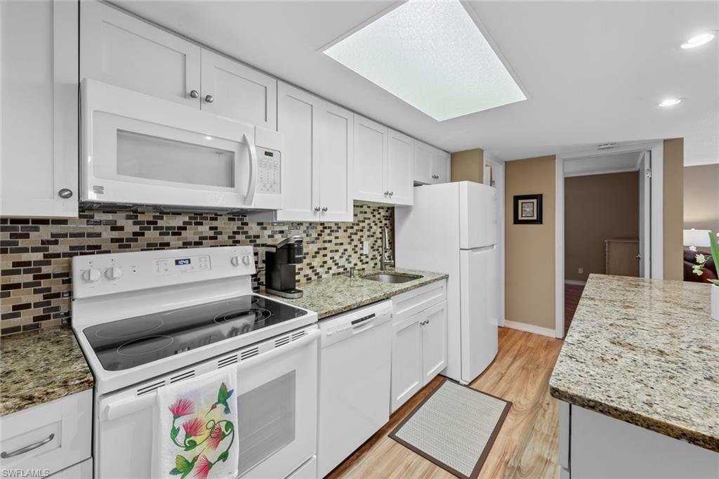 256 Palm DR 6