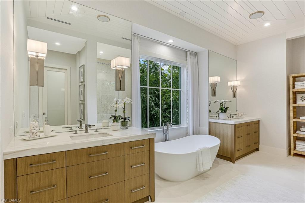 OLDE NAPLES - Residential