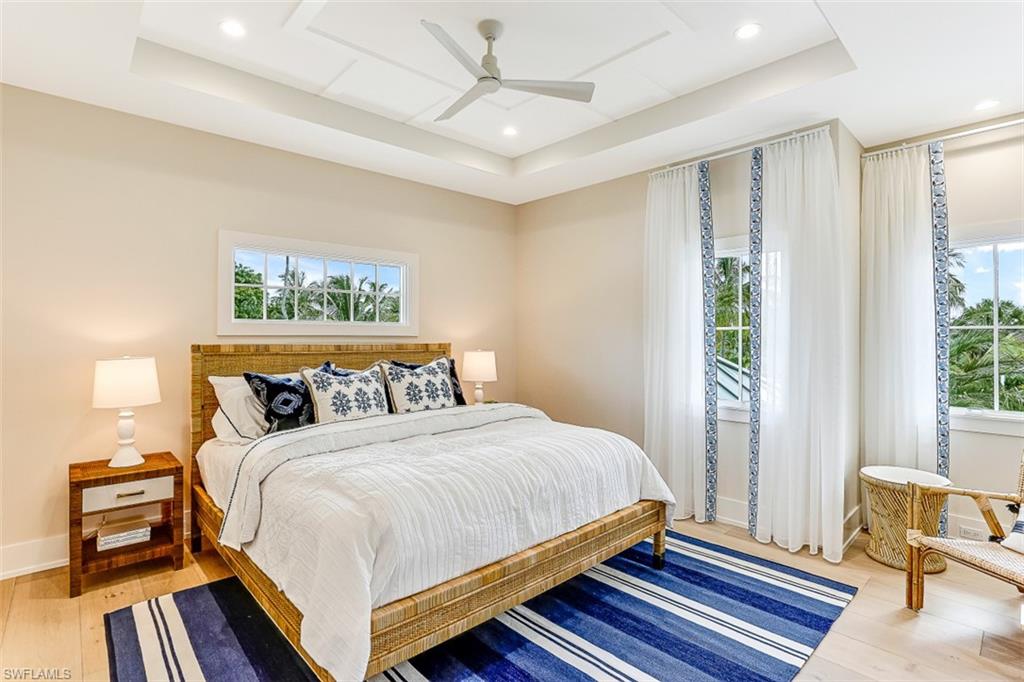 OLDE NAPLES - Residential