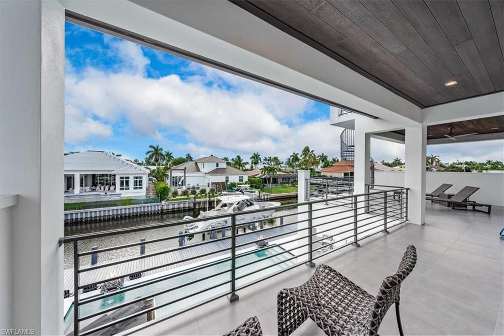 ROYAL HARBOR - Residential