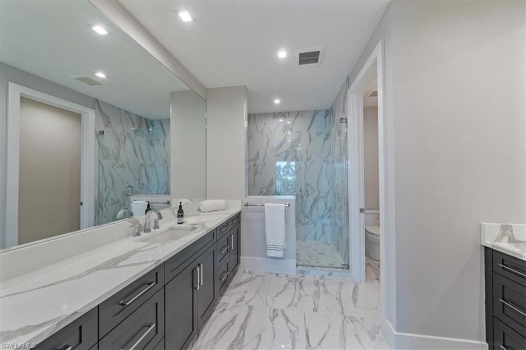 ROYAL HARBOR - Residential