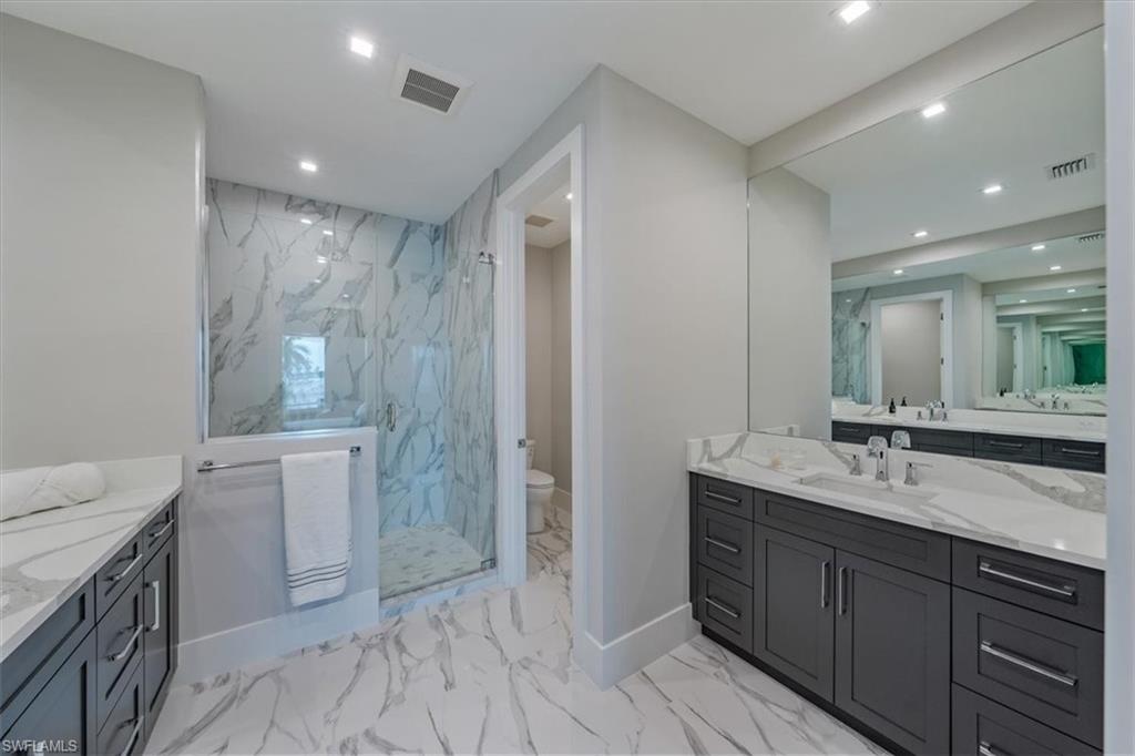 ROYAL HARBOR - Residential