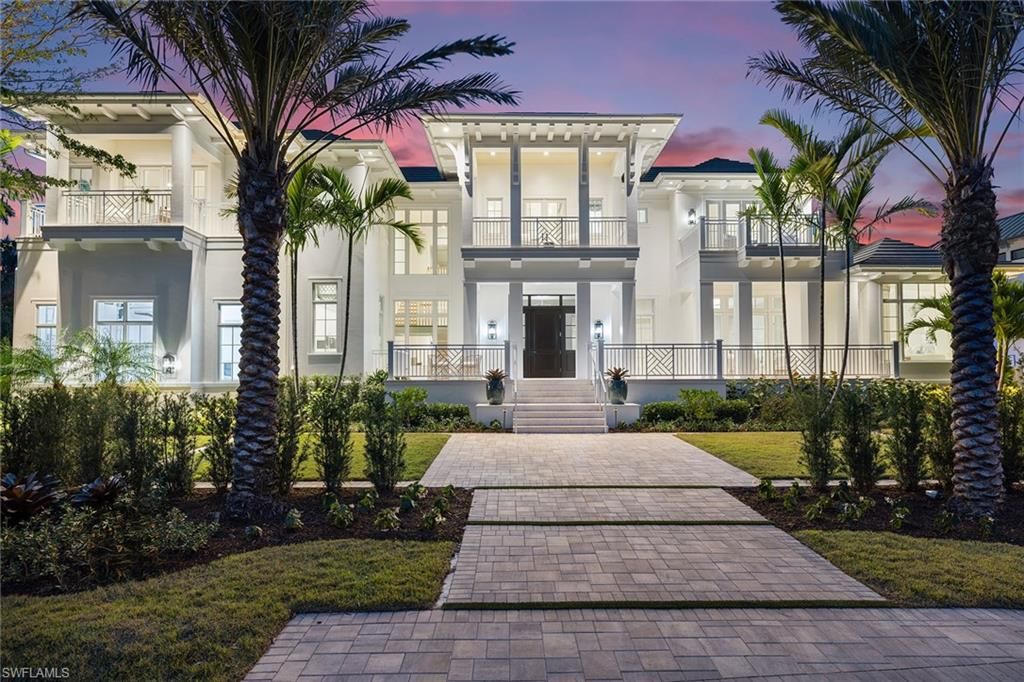 Photo of 12 Sabre LN, NAPLES, FL 34102 (MLS # 224089919)