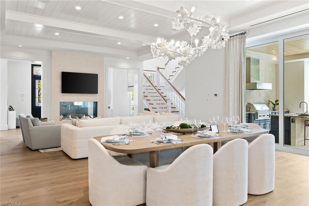 SABRE CAY - Residential