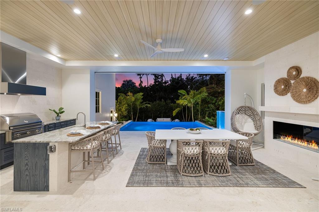 12 Sabre LN