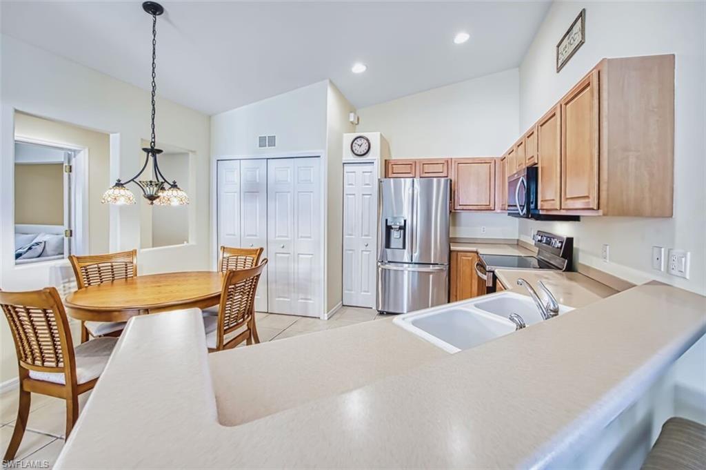 GARDEN LAKES - Residential