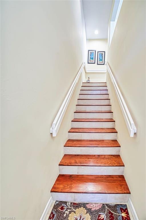 GARDEN LAKES - Residential