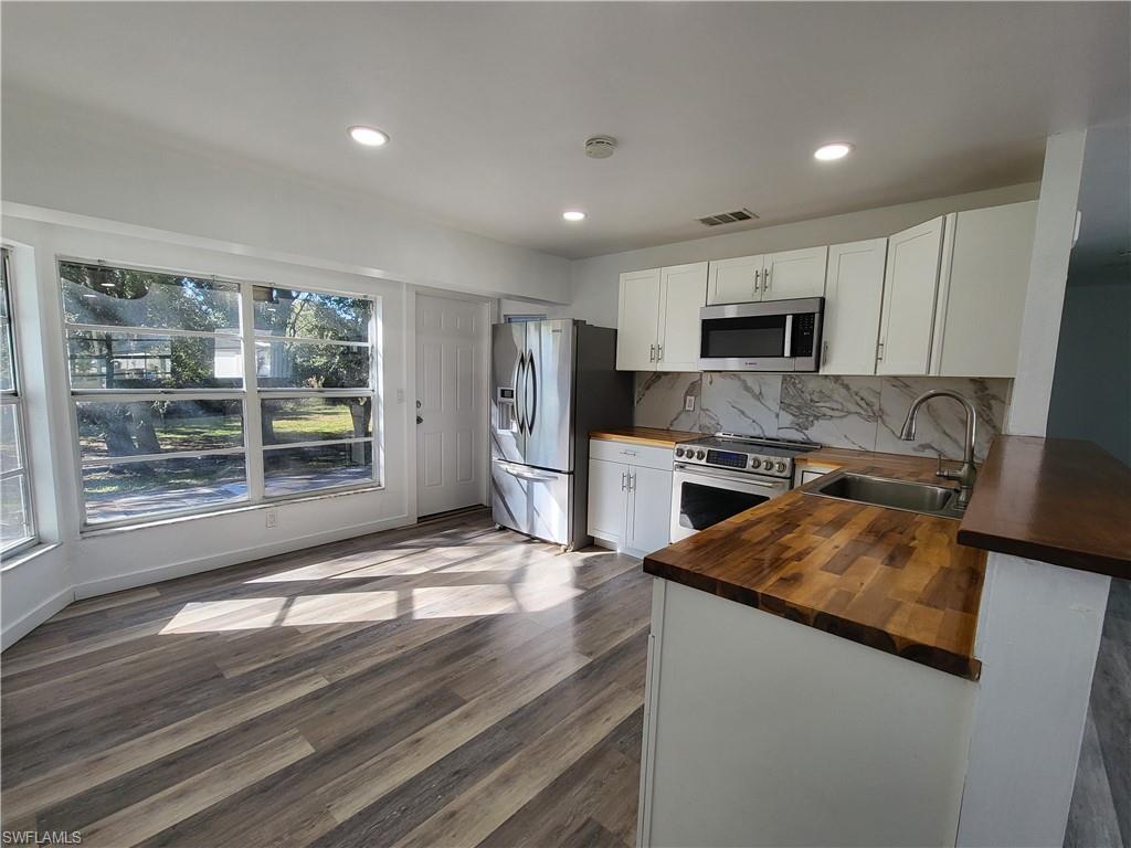 FORT MYERS - Residential Lease