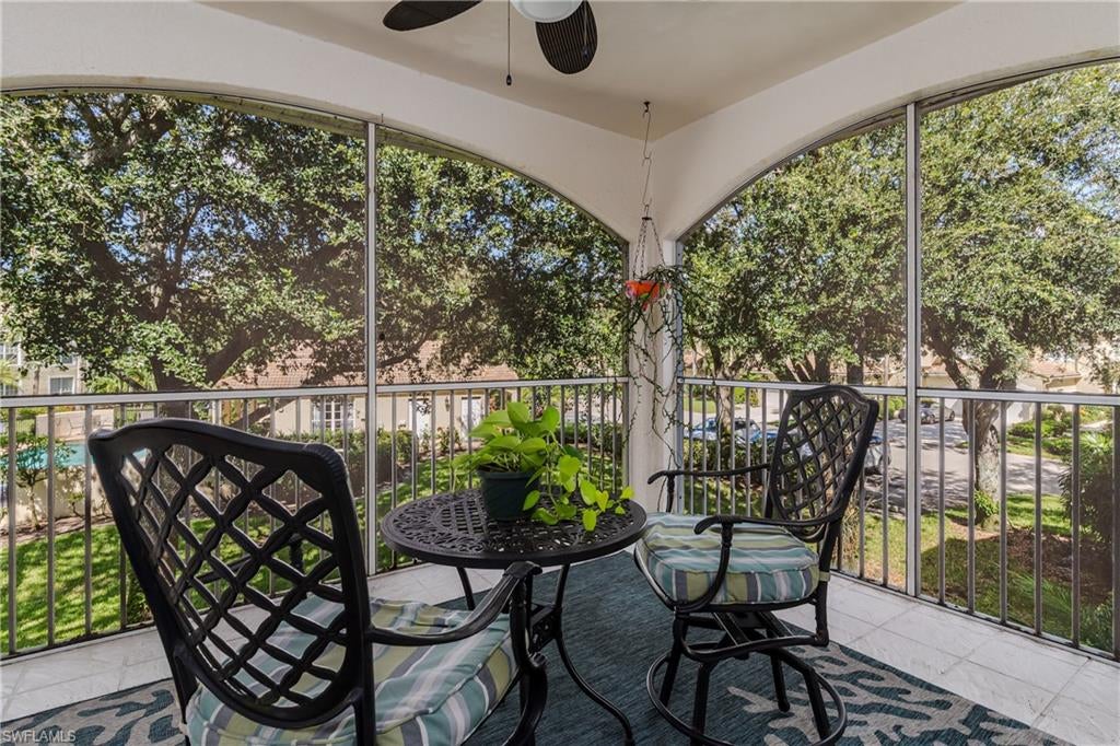 56 Silver Oaks CIR 202