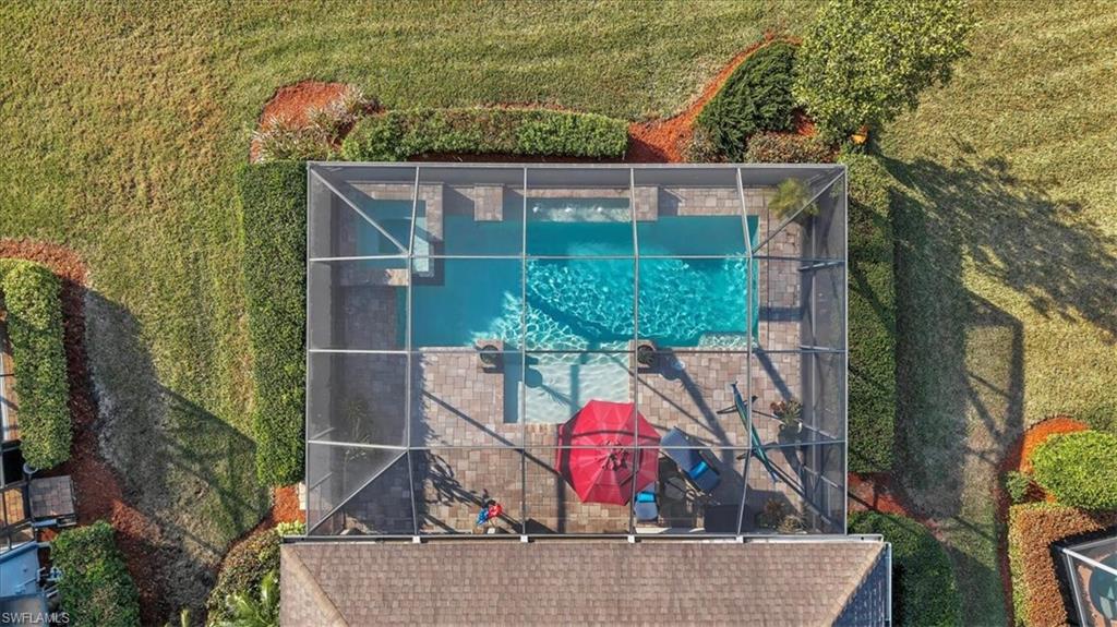 COUNTRY CLUB - Residential