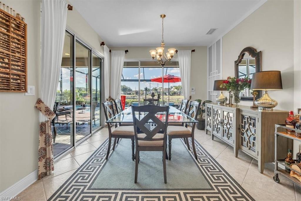 COUNTRY CLUB - Residential