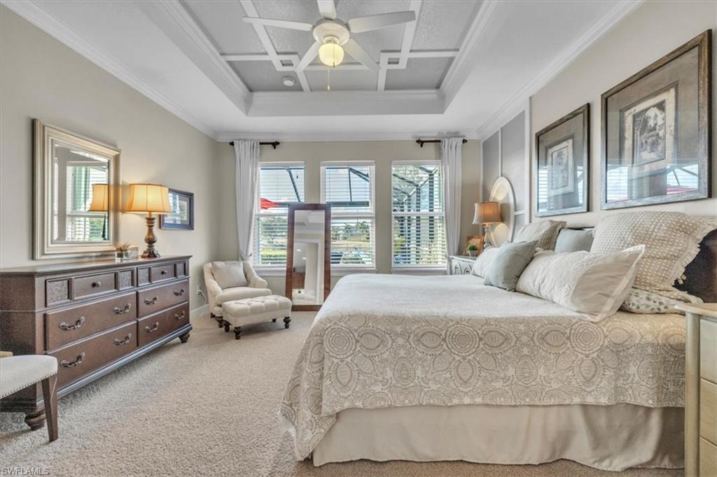 COUNTRY CLUB - Residential