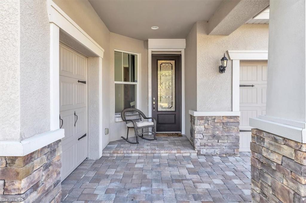 COUNTRY CLUB - Residential