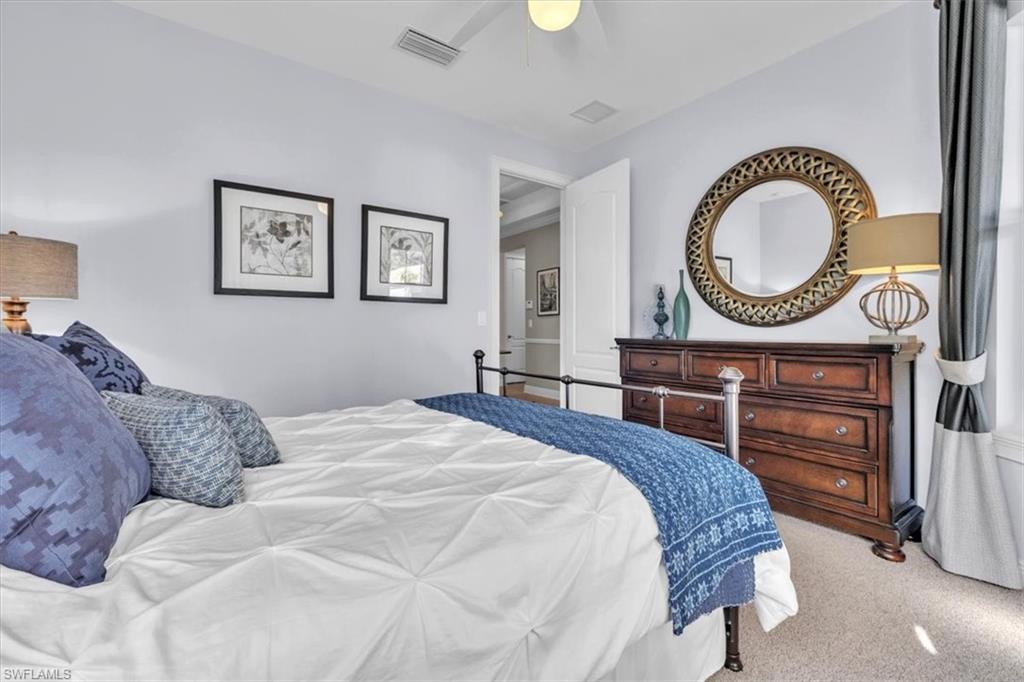 COUNTRY CLUB - Residential