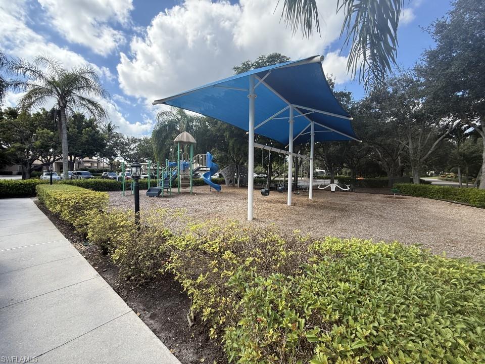 HERITAGE GREENS - Residential Lease