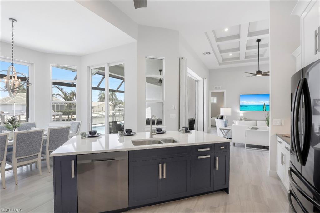 MARCO ISLAND - Residential