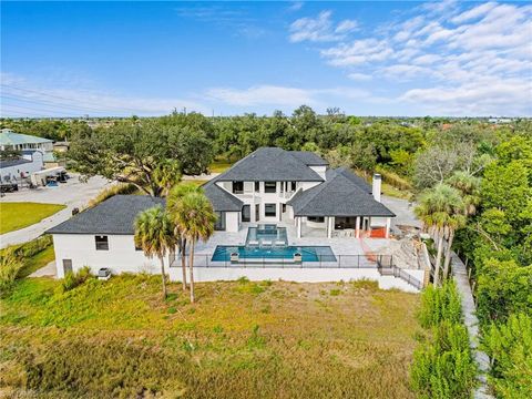 5461 Park RD FORT MYERS FL 33908