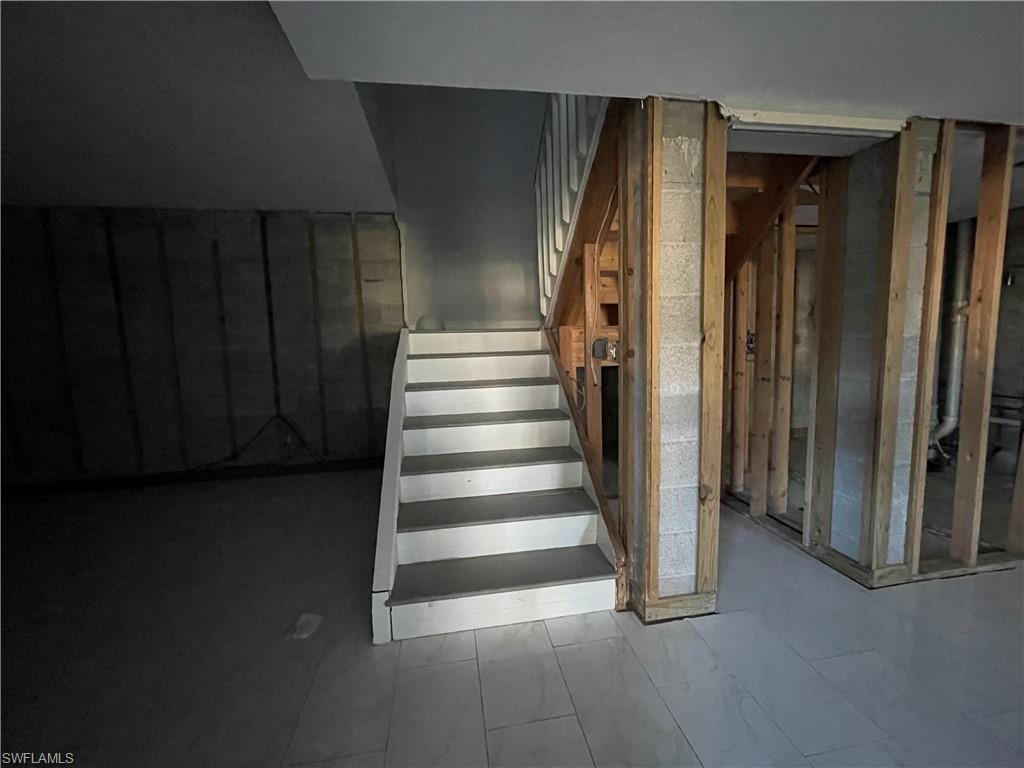 NEWPORT GLEN - Residential