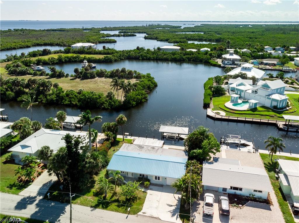 KNIGHTS BOKEELIA ISLE - Residential