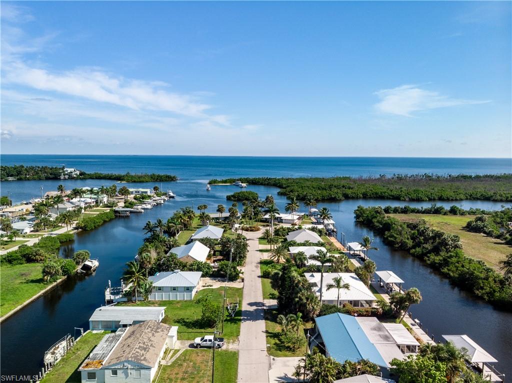 KNIGHTS BOKEELIA ISLE - Residential