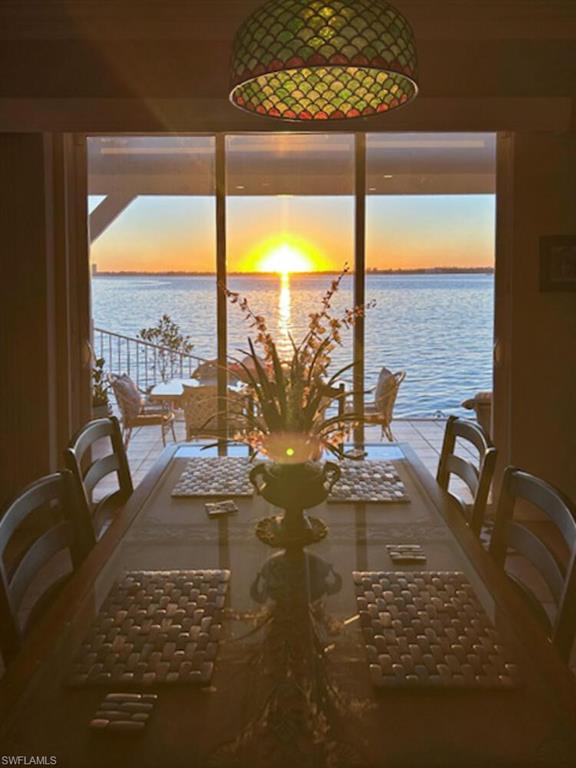 YACHT CLUB - Residential