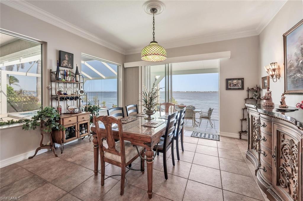 YACHT CLUB - Residential