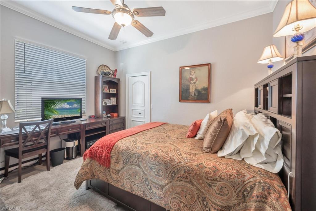 YACHT CLUB - Residential