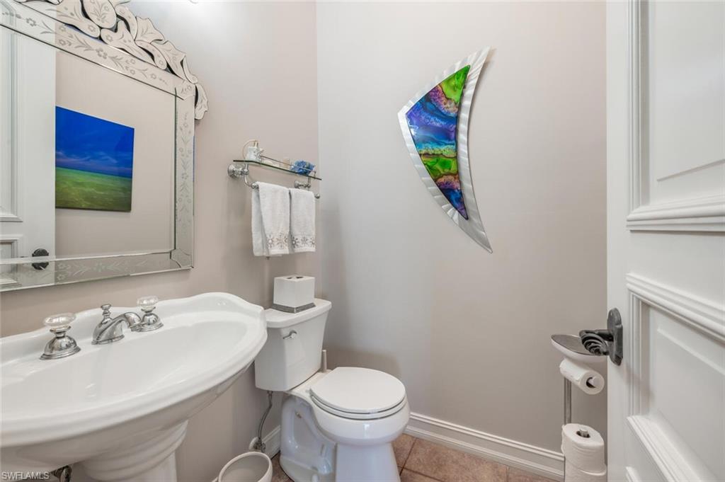 YACHT CLUB - Residential