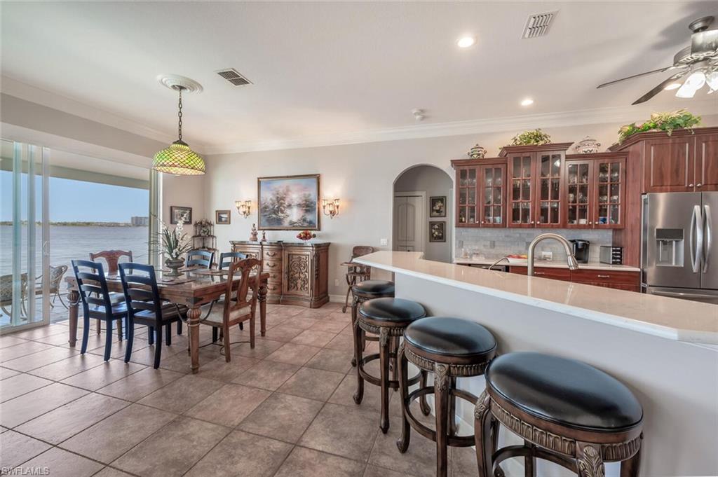 YACHT CLUB - Residential