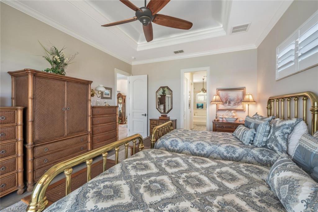 YACHT CLUB - Residential