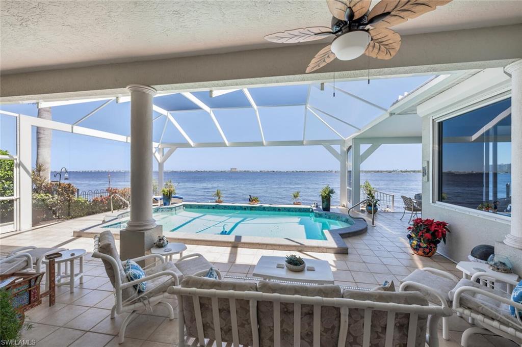 YACHT CLUB - Residential